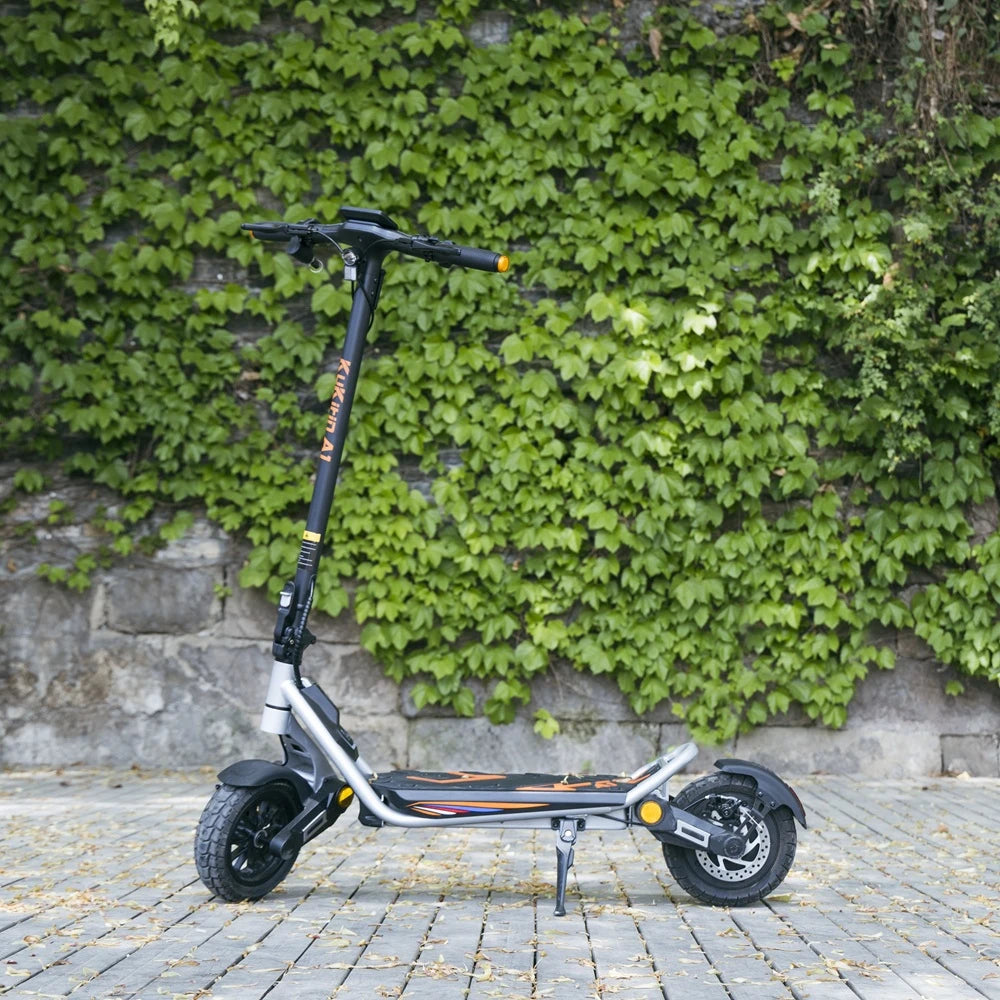 Kukirin A1 Electric Scooter (EU Stock): Sleek Urban Aesthetic, Robust Build – Your Stylish and Efficient Partner for European City Commuting and Last-Mile Travel